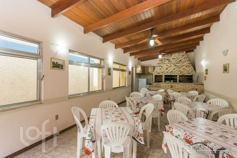 Image 29 - 235815